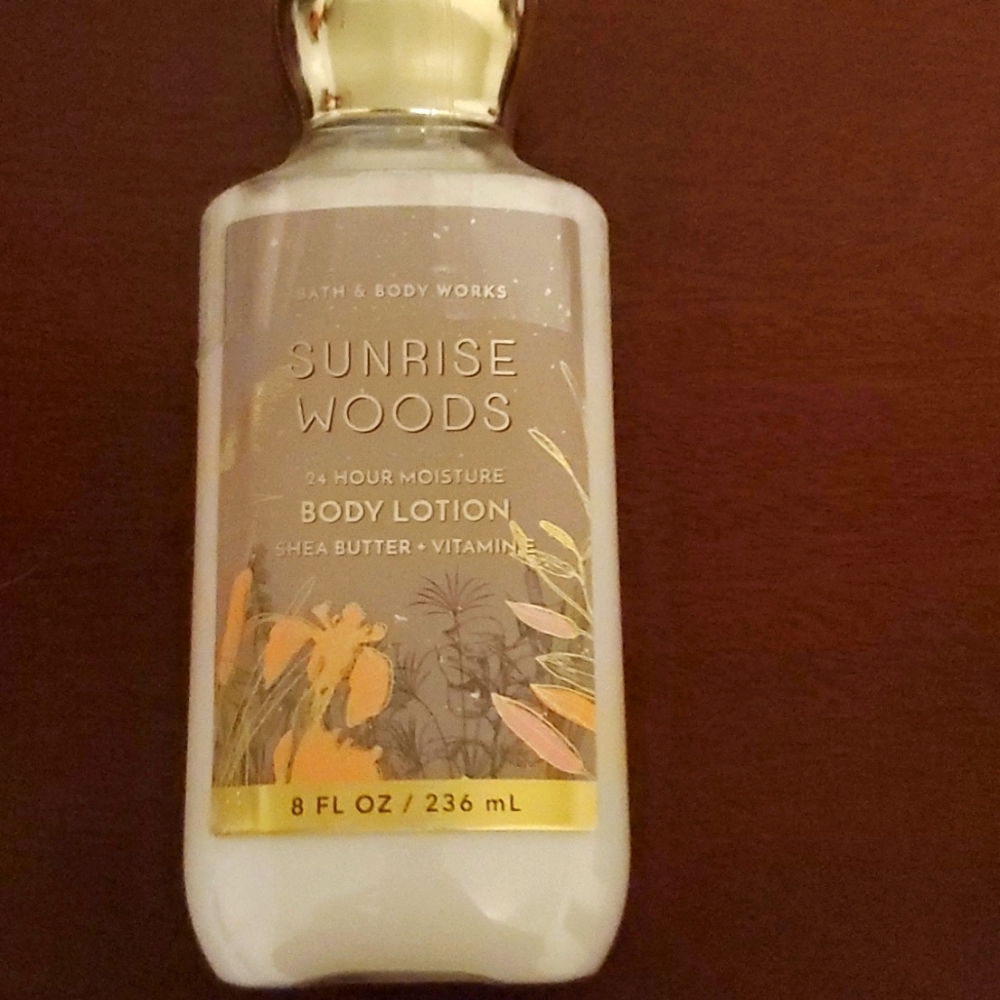 Bath and body works sunrise woods lotion